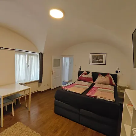Evas Lendflat - Zentral Und Ruhig Lejlighed
