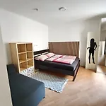 Апартаменти Evas Lendflat - Zentral Und Ruhig Грац