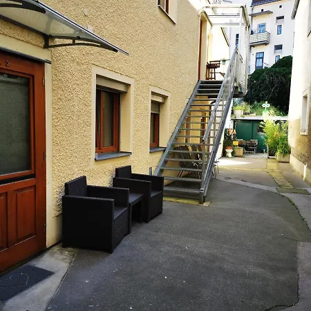 Evas Lendflat - Zentral Und Ruhig アパート *